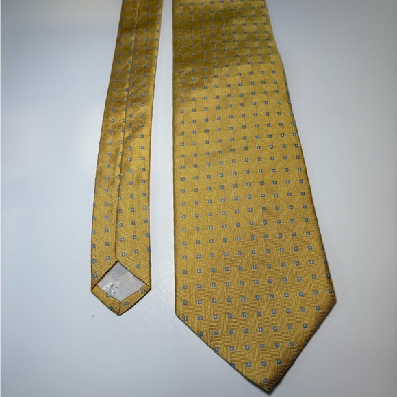 Brooks Brothers Yellow Tie With Blue Dots 100% Silk Men's Necktie - Picture 6 of 10
